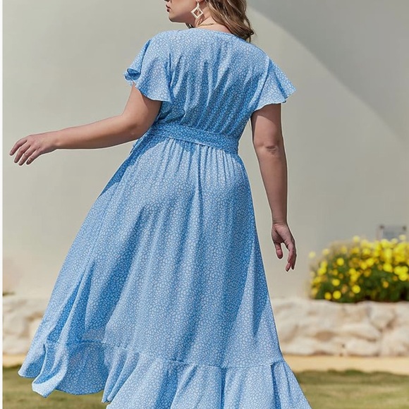 IN'VOLAND Plus Size 26W Bohemian Wrap Dress Short Sleeve V-Neck Ruffle Blue NEW - Picture 3 of 4